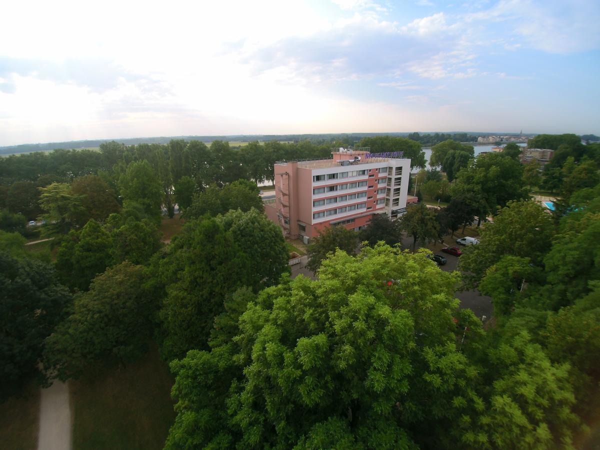 Hotel Mercure Macon Bord De Saone Eksteriør bilde